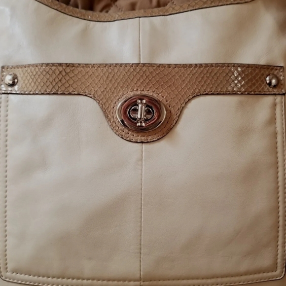 Coach Penelope F16533 Crossbody Bag Ivory Leather/Tan Snakeskin Embossed Trim - Picture 7 of 16